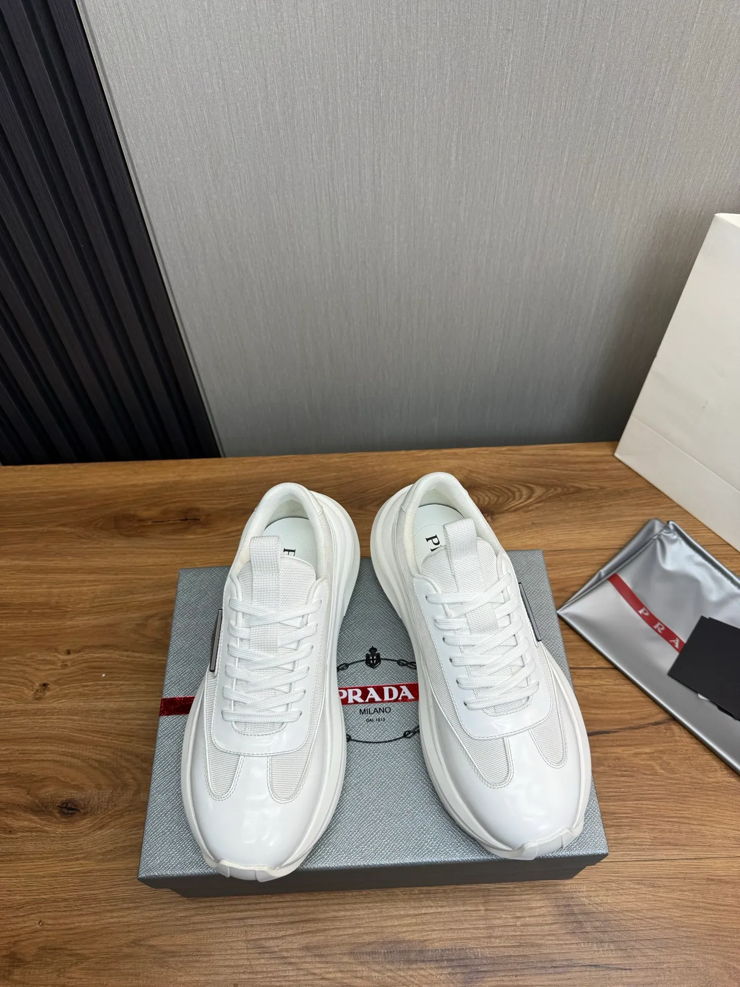 Men's shoes 💰660💰 [PRADA] Men's shoes are popular in the counter, official website is synchronized, high-quality shipments ✔️Original cowhide + cowhide lining, 1🆚1 replica, original sole, 38-45 (customized for 45, non-refundable)